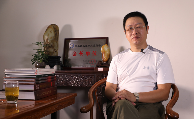 譚小龍