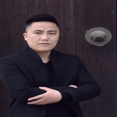 譚小龍