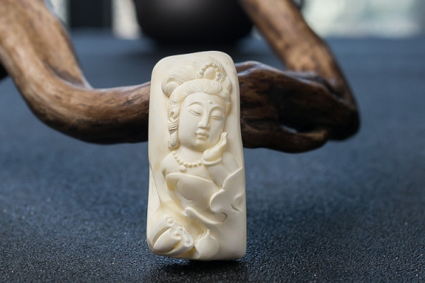 白蜜蠟清新脫俗！你值得欣賞
