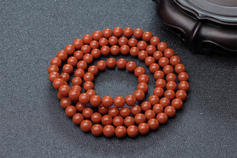 南紅瑪瑙多少錢(qián)一克？南紅瑪瑙圓珠克價(jià)（5）