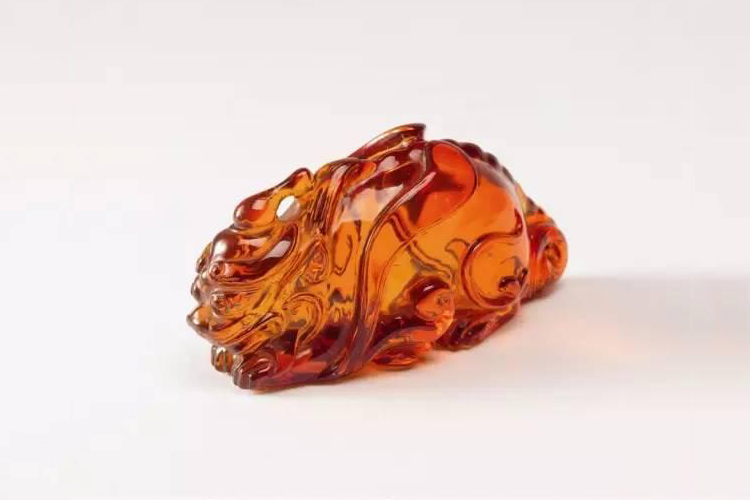 拍賣行琥珀的價(jià)格和圖片欣賞，琥珀的市場(chǎng)價(jià)格（5）