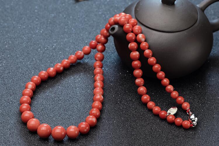 紅珊瑚價(jià)格一克多少錢(qián)？精品紅珊瑚圖集（6）