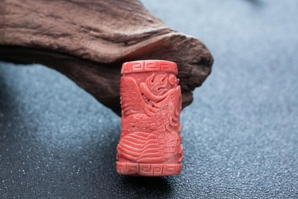 真假紅珊瑚鑒別該如何入手？假的紅珊瑚都長什么樣？