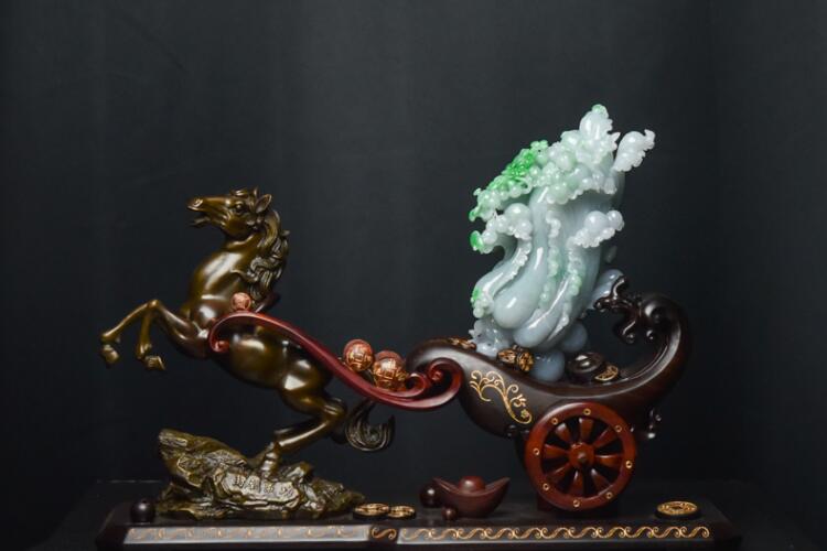 翡翠擺件精品欣賞，翡翠精品大擺件圖冊（1）