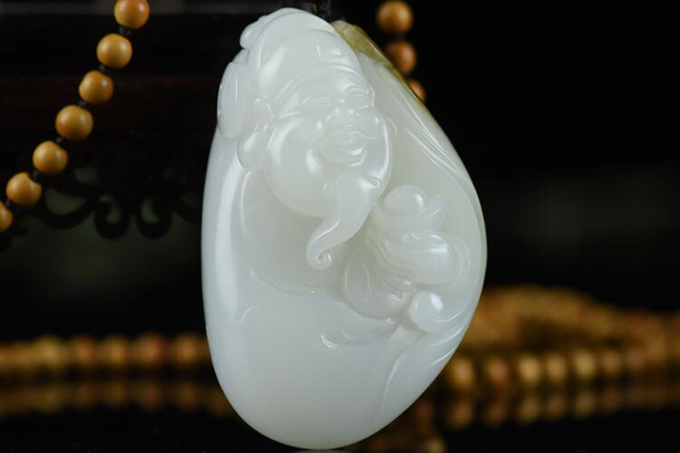 和田羊脂白玉的特點(diǎn)是什么？該如何選擇羊脂玉？（6）