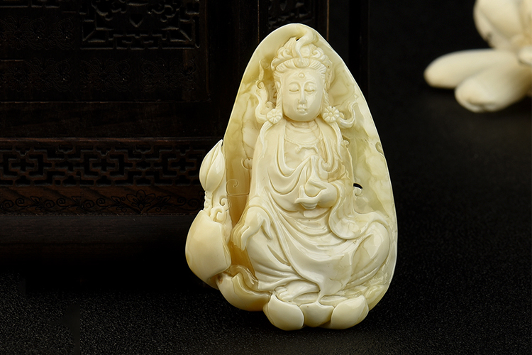 烏克蘭蜜蠟有何特點(diǎn)？烏克蘭蜜蠟價(jià)值高嗎？（5）