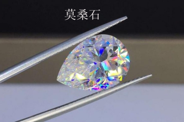 如何辨別鉆石真假？教你簡(jiǎn)單的方法辨別真假鉆石