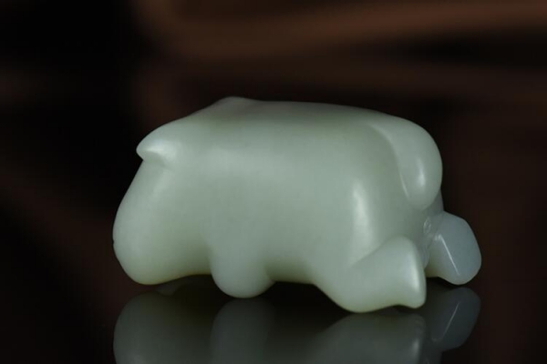 青白玉是什么玉石？如何判斷青白玉的價值？
