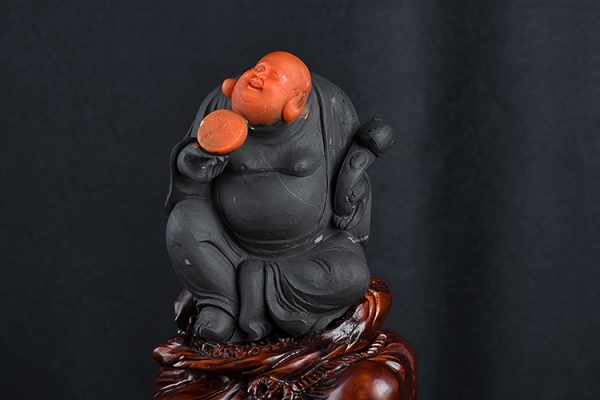 如何挑選南紅瑪瑙？南紅瑪瑙市場(chǎng)上都有哪些坑？