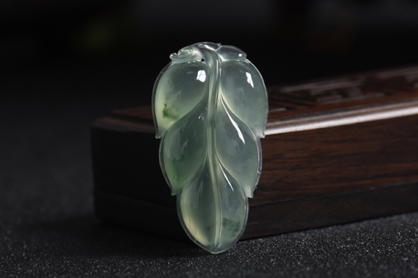 翡翠知識講解？有哪些是一定要了解翡翠的知識？