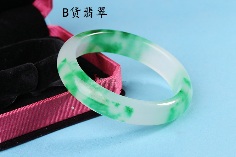 玉手鐲的真假對(duì)照?qǐng)D，真假翡翠手鐲對(duì)比（6）