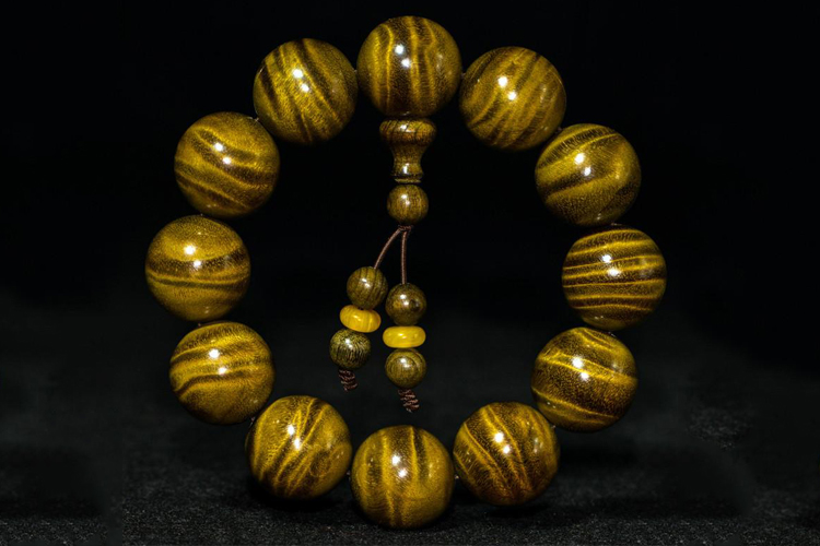 金絲楠陰沉木手串價格是多少？為何市場上的金絲楠價格差距巨大？（7）