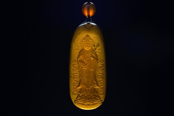 棕珀有價(jià)值嗎？棕珀都有哪些種類？