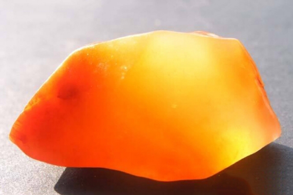金絲玉是什么玉？金絲玉和和田玉的區(qū)別