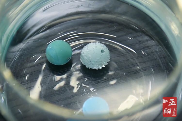 怎么區(qū)分綠松石真假（泡水）