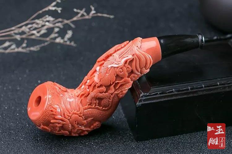 男性紅珊瑚煙斗-玉雕名家