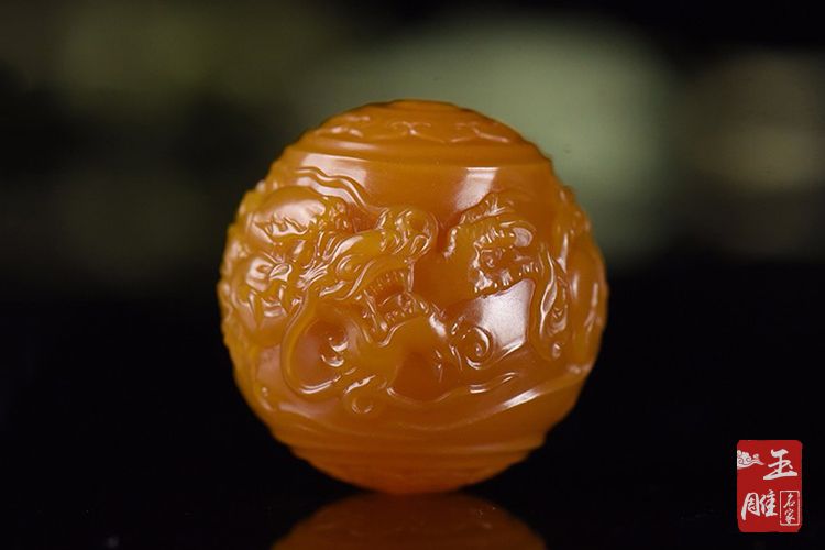 精致的玉珠子雕刻-玉雕名家