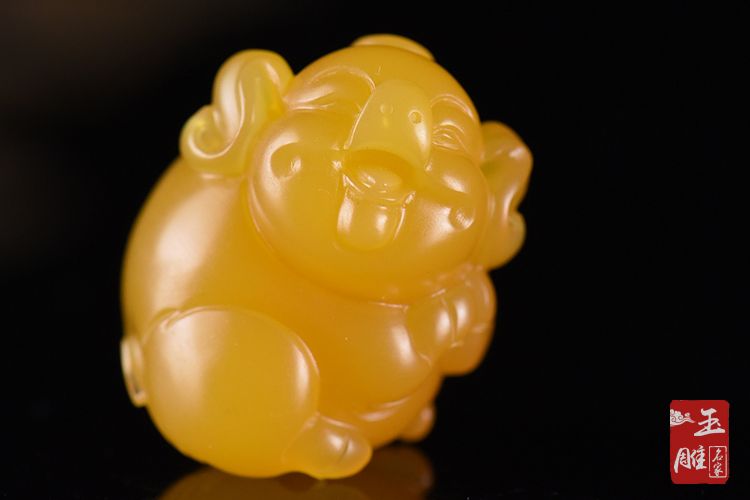 為什么說黃龍玉養(yǎng)人嗎-玉雕名家